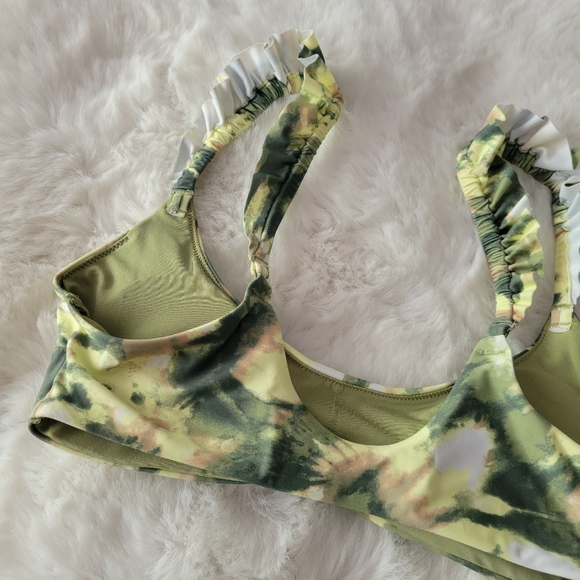 🐸AERIE BRAND NEW PRINTED RUFFLE SCOOP BIKINI TOP SIZE S - Picture 9 of 9